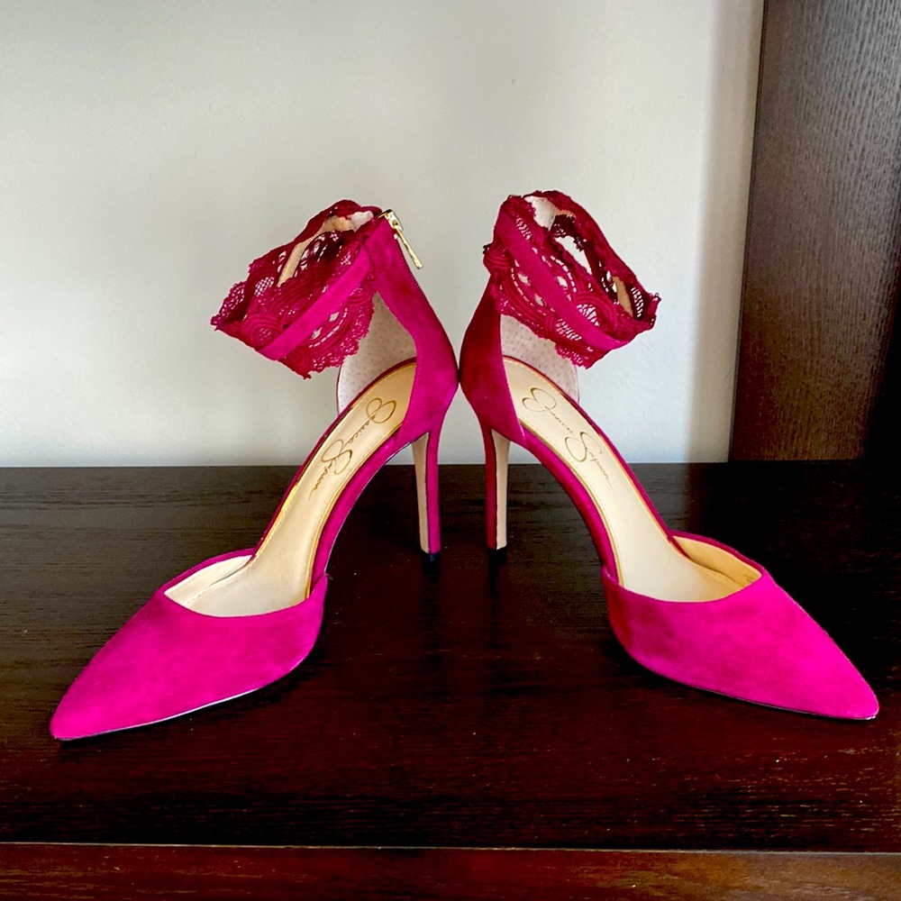Jessica Simpson stilettos – size 8